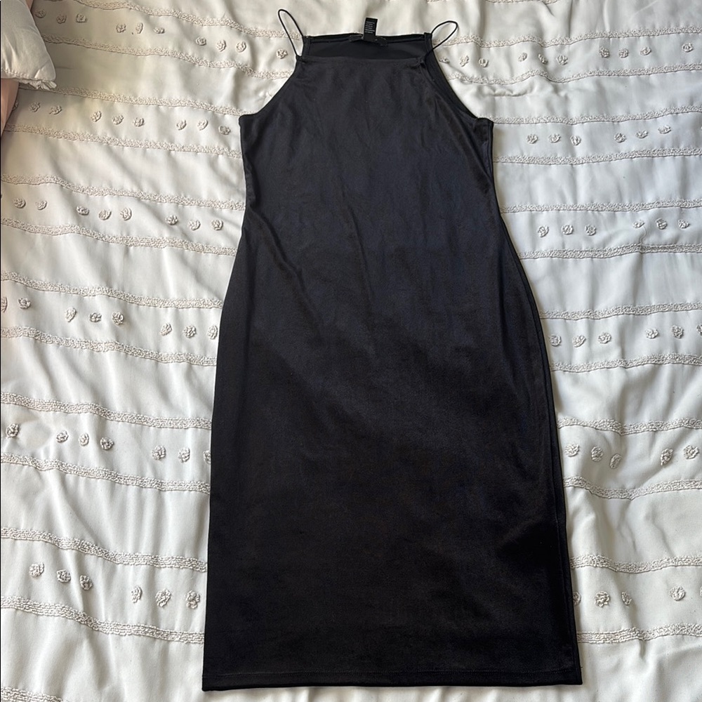 Forever 21 Black Sleeveless Halter Midi Dress